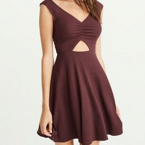 Abercrombie & Fitch off the shoulder dress